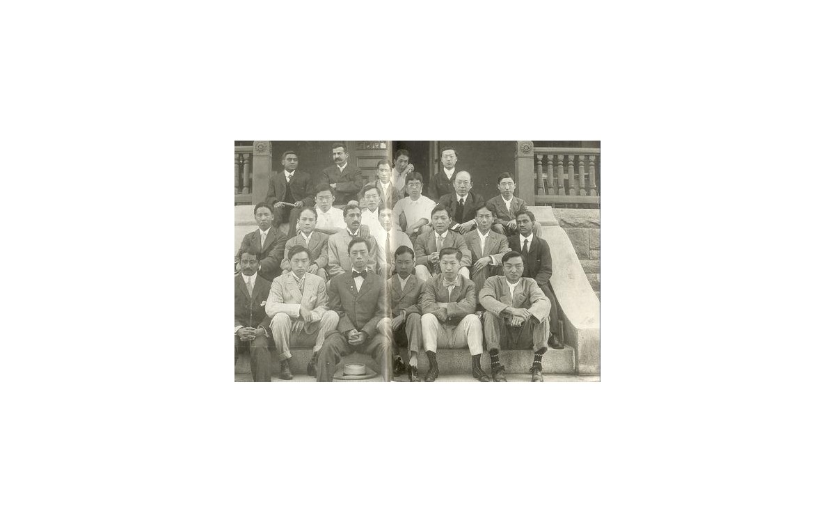 1906년 여름 매사추세츠주 노스필드에서 열린 만국 [기독]학도공회에 참가했을 때<br />